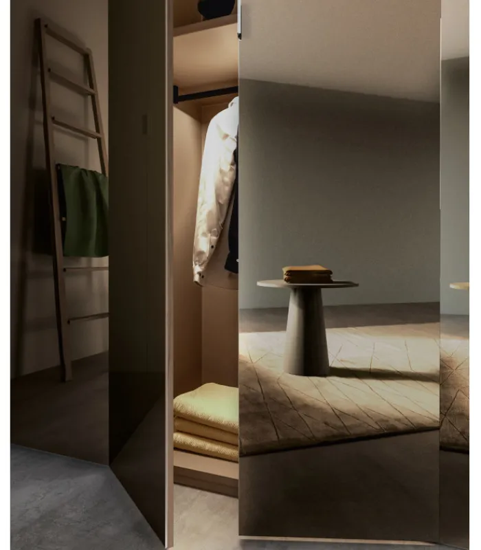 Sale SANTA LUCIA ARMADIO 6 ANTE BATTENTI CON 1 ANTA SPECCHIO |