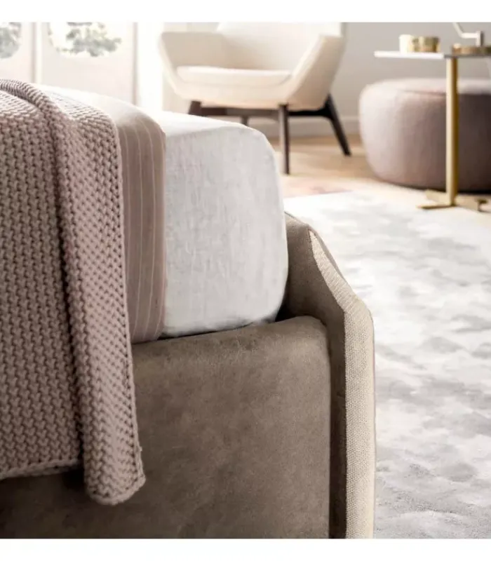 Sale FELIS DEMY OKY |