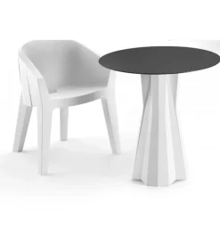 Fashion PLUST FROZEN DINING TABLE |