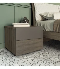 Outlet SANTA LUCIA GRUPPO AMBRA, CON DUE COMODINI E UN SETTIMANALE |