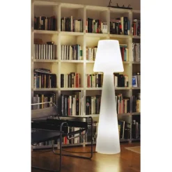 Online LOLA | NEWSPIRIT