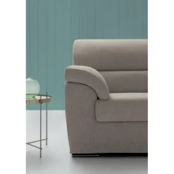 Online FELIS RUSSEL |